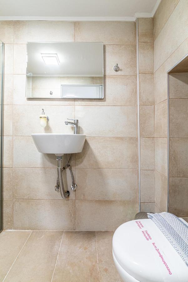 New Loft In The Heart Of City Center 이라클리온 외부 사진